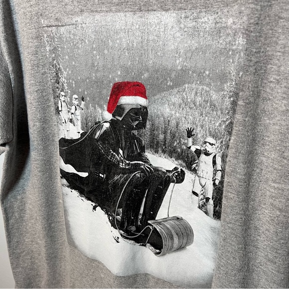 Star Wars Darth Vader Christmas Sledding T-shirt Adult size Large Stormtrooper - Picture 2 of 5